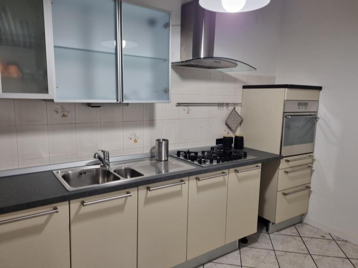 Sweet Apartment *